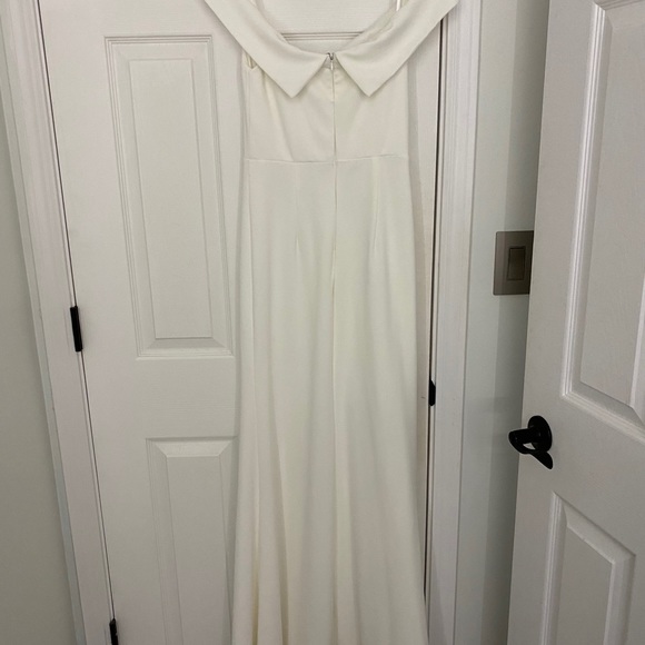 White wedding/Bridemaid Dress - Picture 3 of 5